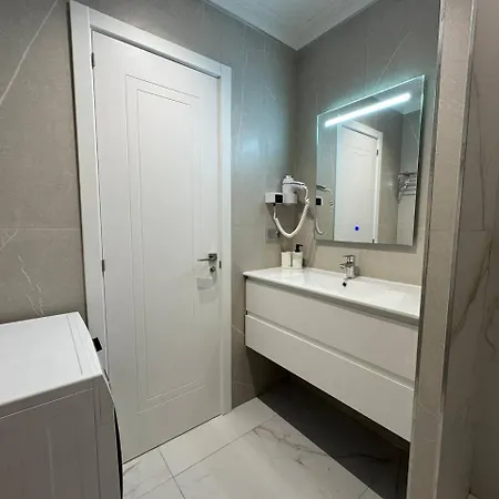 в Playa De Americas *