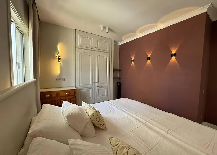 в Playa De Americas * بلايا ذي لاس أميريكاس